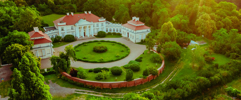 Pałac w Śmiełowie - Fotografie wykonane z perspektywy lotu ptaka (fotografia dronem) 