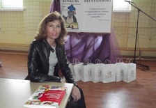 Spotkanie z Reginą Gruchalską - jarocińską autorką wierszy dla dzieci