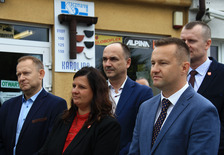 Starosta, Skarbnik, Członek Zarządu oraz przedstawiciel Wojewody podczas otwarcia.