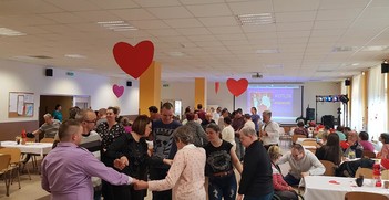 Spotkanie integracyjne w Domu Pomocy Społecznej w Kotlinie